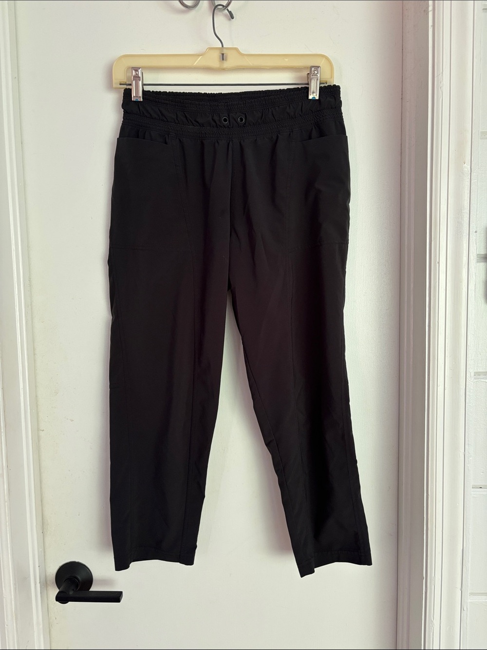 Prana Black Women's Capris with Elastic Waistband